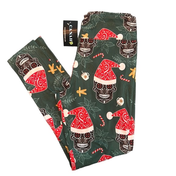 canah Pants - NWT Christmas leggings